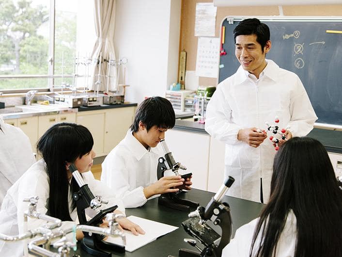 「導入してみたカリキュラム」から、「学校を代表する教育プログラム」へ